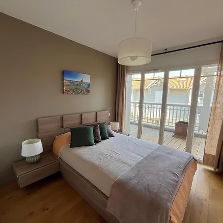 T4 Avec Terrasse, Piscine Et Proche Dune Du Pyla