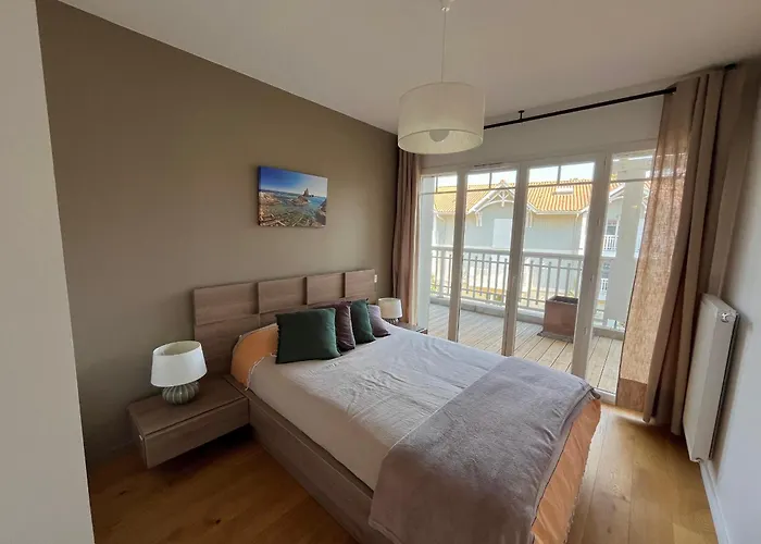 T4 Avec Terrasse, Piscine Et Proche Dune Du Pyla - Fr-1-319-154